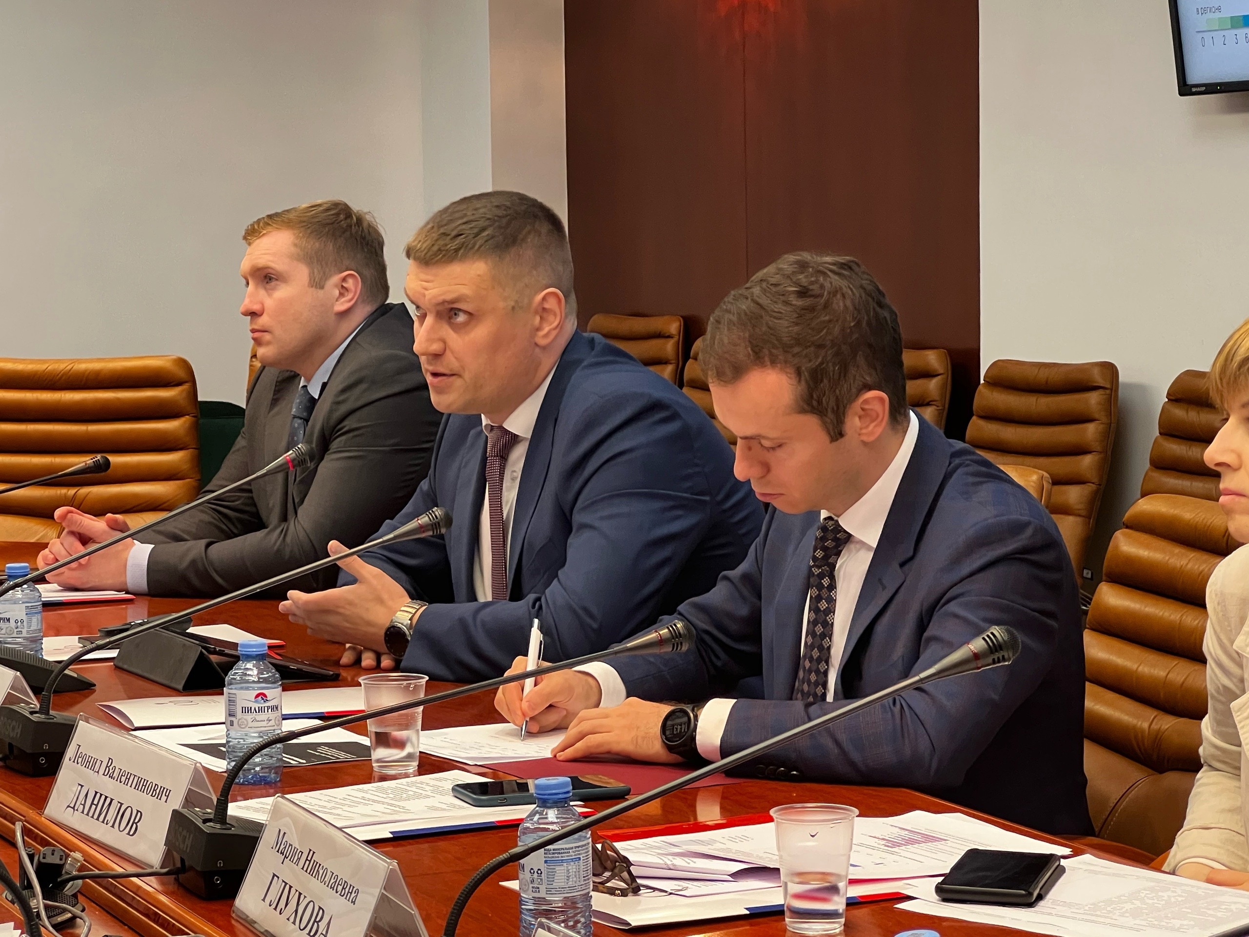 THE FEDERATION COUNCIL DISCUSSED THE DEVELOPMENT OF INDUSTRIAL CLUSTERS AND THE IMPLEMENTATION OF INDUSTRIAL MORTGAGES