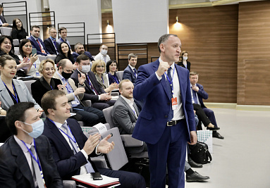 В Екатеринбурге прошел Межрегиональный форум «Инструменты ускорения темпов роста региональной экономики и повышения инвестиционной привлекательности региона»