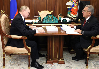 «Хорошо работает особая зона „Алабуга“»: Рустам Минниханов отметил ОЭЗ на встрече с Президентом РФ Владимиром Путиным